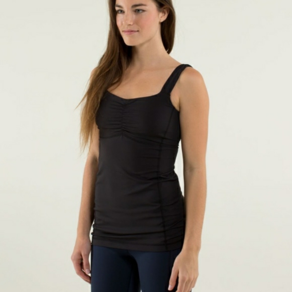 LULULEMON Aria Tank II Luxtreme Black Size 2